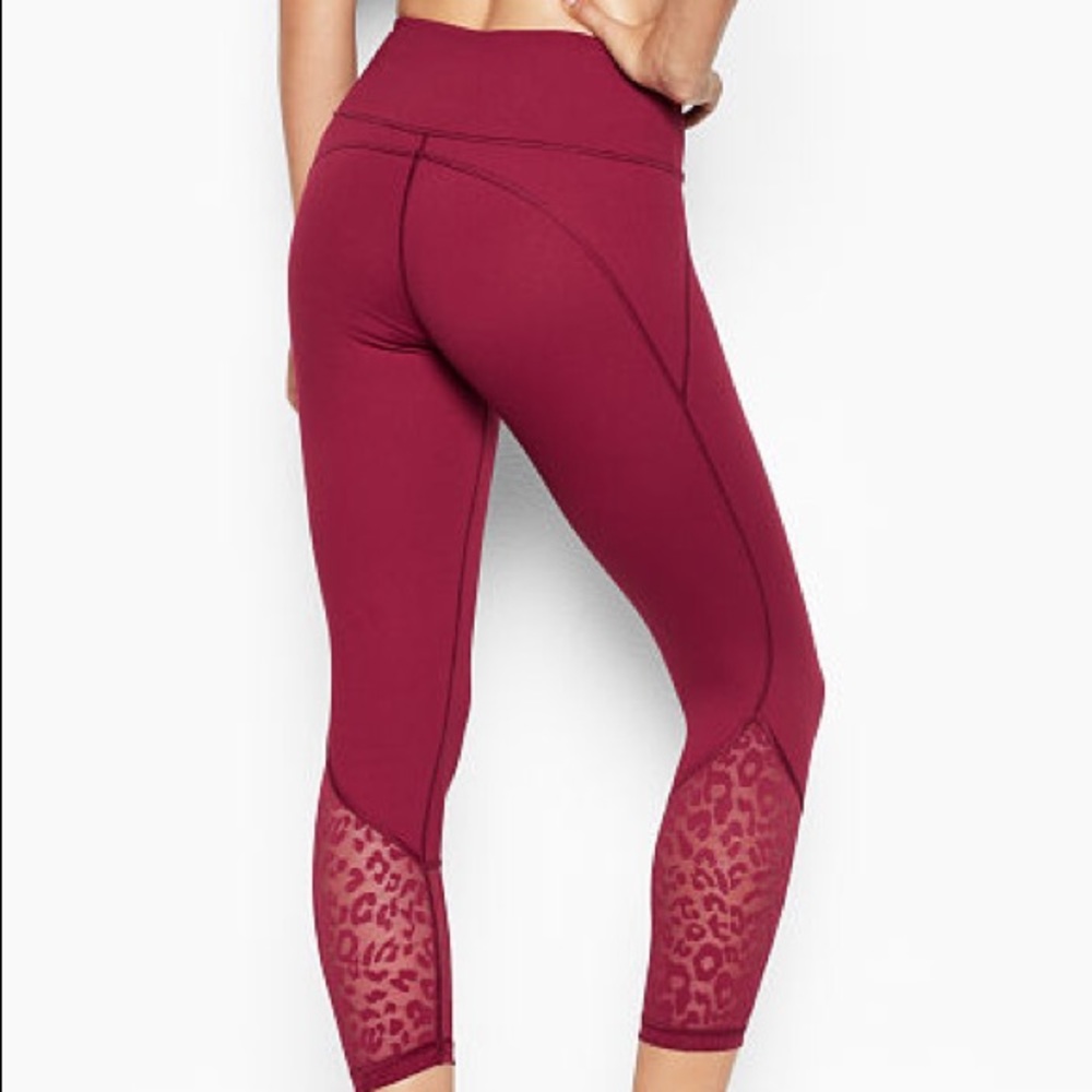 Victoria’s Secret Knockout Sport  workout Capri